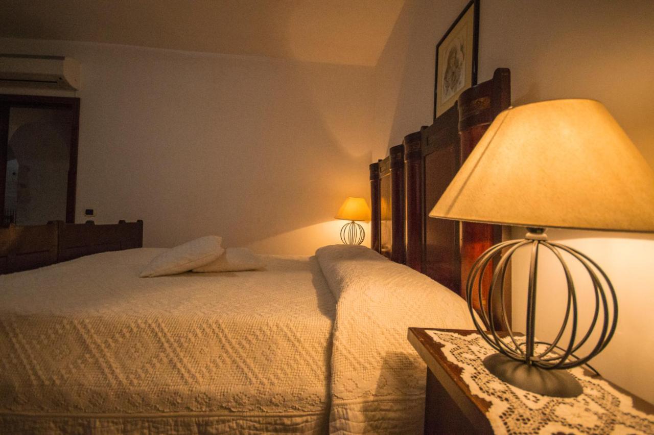 I Trulli Degli Ulivi Villa Locorotondo Kültér fotó